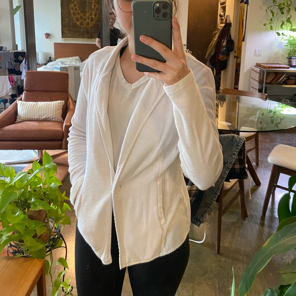 Thin White Cotton Blazer/Sweater